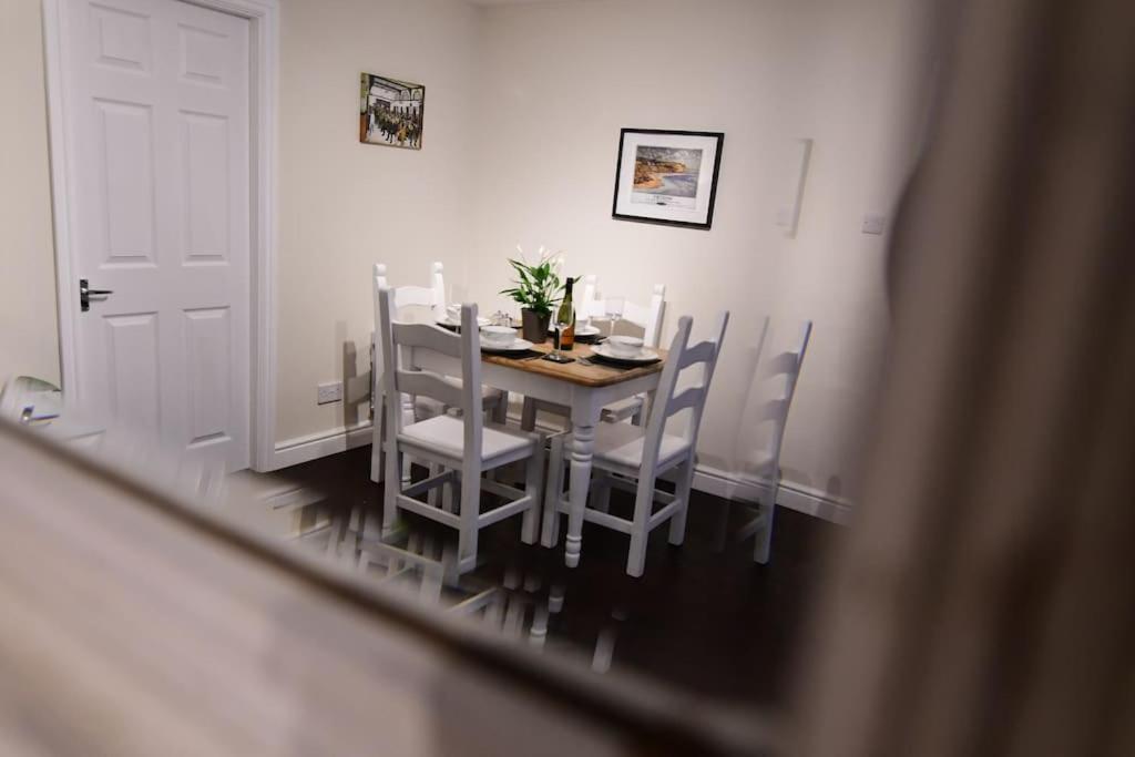 Loveyork Priory Apartment - Central With Parking Ngoại thất bức ảnh